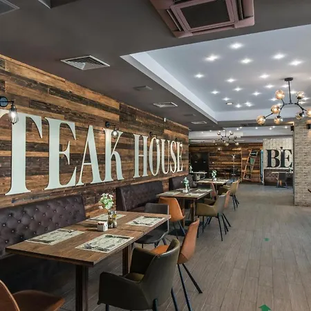 - With A Large Terrace And Direct Access To The Sea Apartmanhotel *