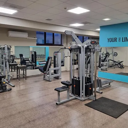 - With A Large Terrace And Direct Access To The Sea Apartmanhotel Obzor