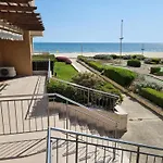Апартхотел - With A Large Terrace And Direct Access To The Sea