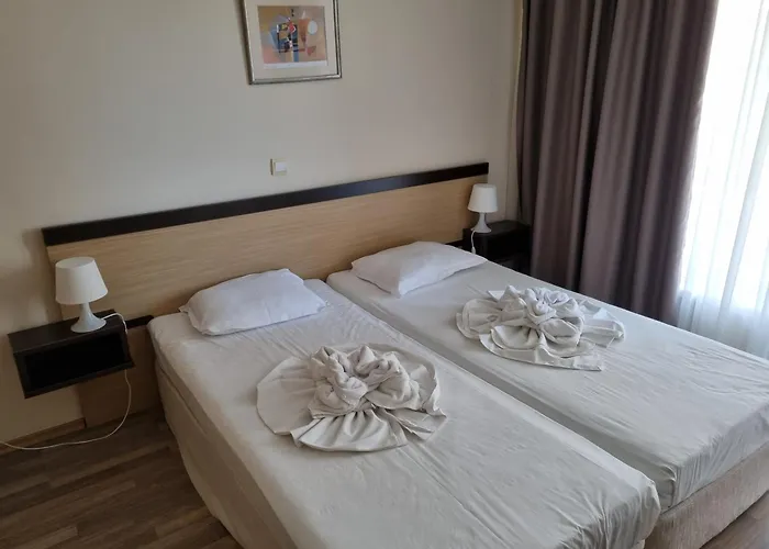 Апартхотел - With A Large Terrace And Direct Access To The Sea *