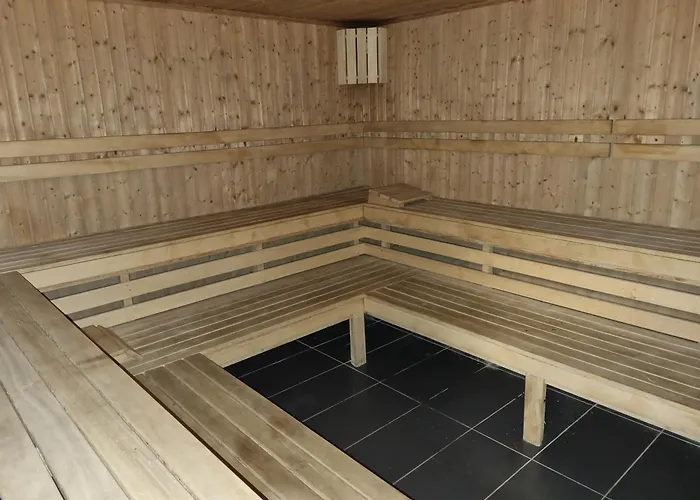 - With A Large Terrace And Direct Access To The Sea Aparthotel